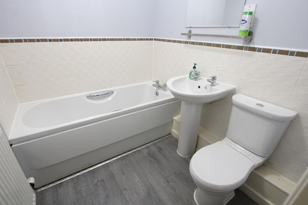 Main bathroom