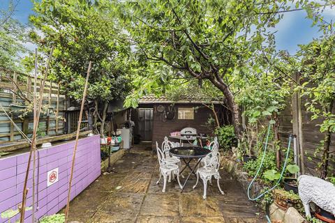 undefined, Walker Close, Hampton, TW12