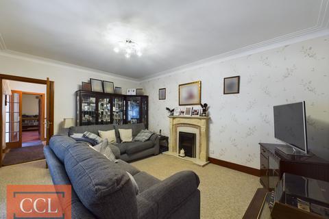 3 bedroom flat for sale, High Street, Elgin, Moray
