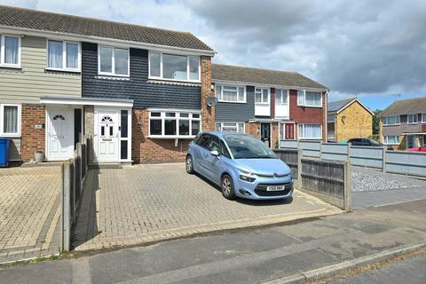 32 Sterling Road, Queenborough, ME11 5BY