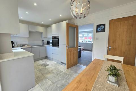 32 Sterling Road, Queenborough, ME11 5BY