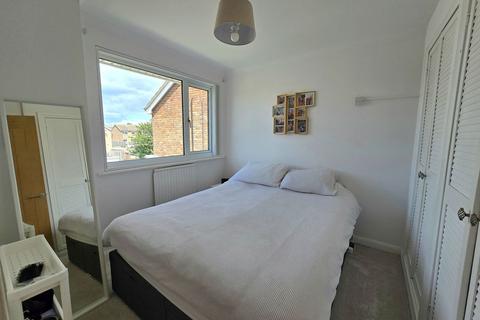 32 Sterling Road, Queenborough, ME11 5BY