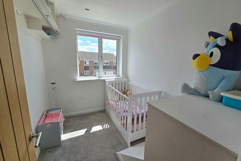 32 Sterling Road, Queenborough, ME11 5BY