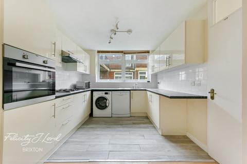 Patio Close, Clarence Avenue, London, SW4