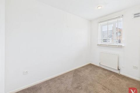 undefined, Kestrel Way, Luton LU4