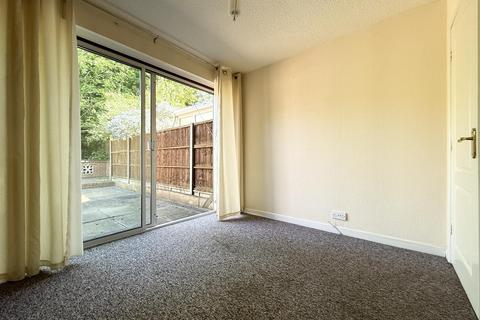 3 bedroom semi-detached house for sale, Seaton Road, Wigston LE18