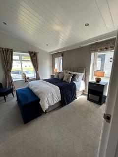 undefined, Swindon, Wiltshire, SN25