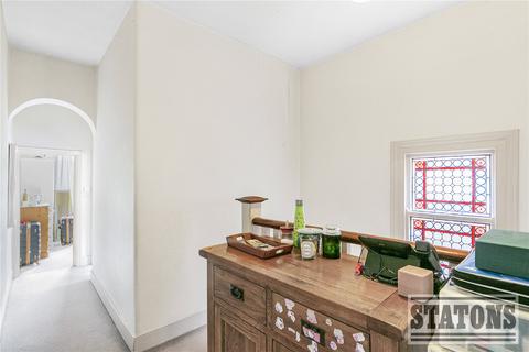 70 Richmond Road, New Barnet, Barnet, EN5 1SE
