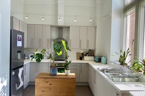 1 bedroom apartment for sale, 89 Leighton Park, Bicton Heath, Shrewsbury, SY3 5FS