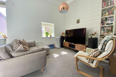 1 bedroom apartment for sale, 89 Leighton Park, Bicton Heath, Shrewsbury, SY3 5FS