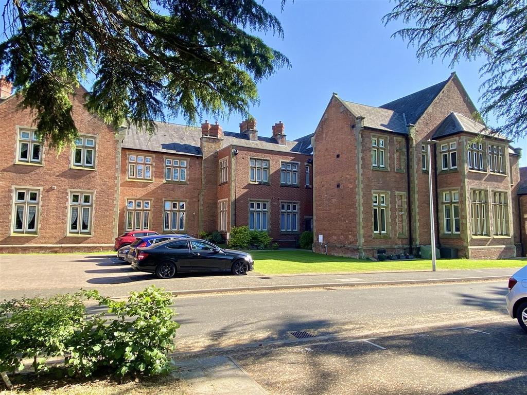 Leighton Park-1.jpg