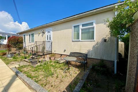2 bedroom park home for sale, Mill Road, Hailsham