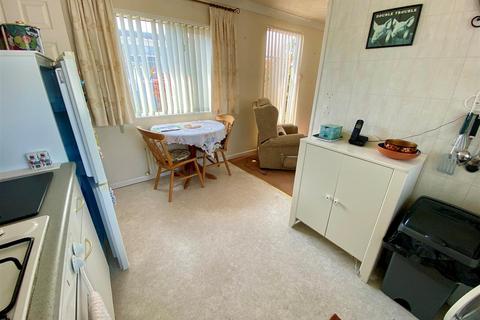 2 bedroom park home for sale, Mill Road, Hailsham
