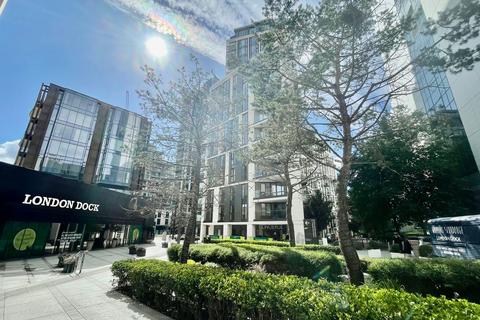 2 bedroom apartment to rent, Gauging Square, London E1W