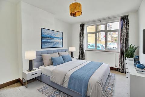 3 bedroom terraced house to rent, Kensal Road, Bristol BS3