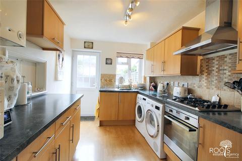 undefined, Medway Close, Berkshire RG18