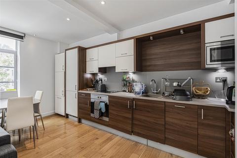 2 bedroom apartment for sale, Islington High Street, London N1