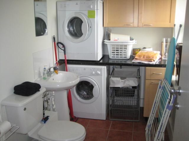Utility Room / Cloakroom
