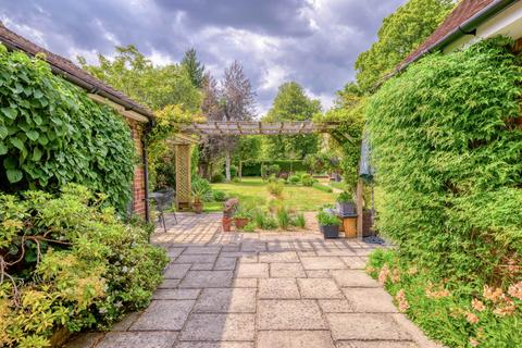 Langtree River Road, Caversham, Reading, RG4 7EH