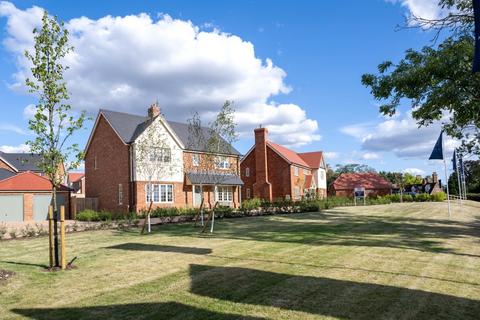 4 bedroom detached house for sale, Felsted Gate, Station Road, Felsted, Dunmow, CM6