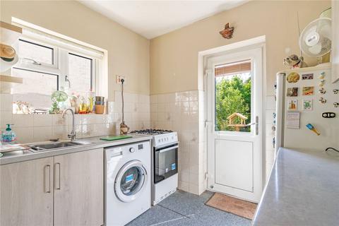 11 Wealden Close, Crowborough, TN6 2ST