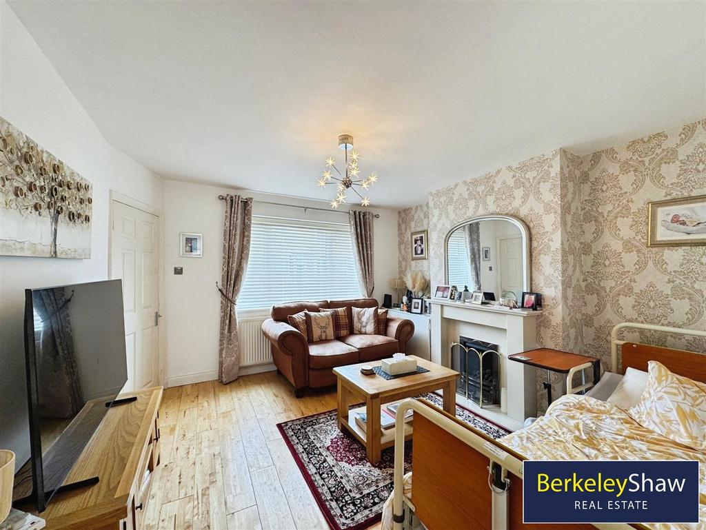Living room (2)