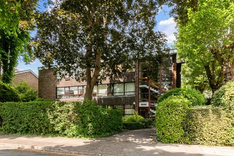 2 bedroom flat for sale, Lovelace Road, Surbiton KT6