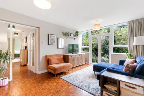 2 bedroom flat for sale, Lovelace Road, Surbiton KT6