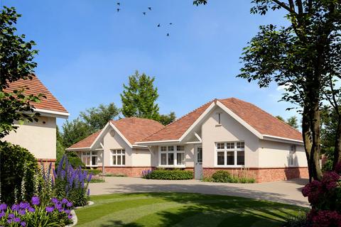 2 bedroom bungalow for sale, Lacey Crescent, Parkstone, Poole, Dorset, BH15