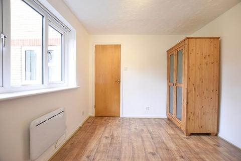1 bedroom flat to rent, Harrier Way, Beckton, E6