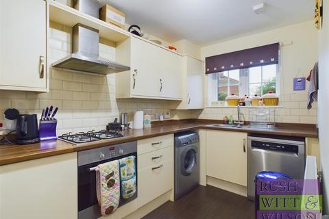 2 bedroom end of terrace house for sale, St. Saviours Road, St. Leonards-On-Sea