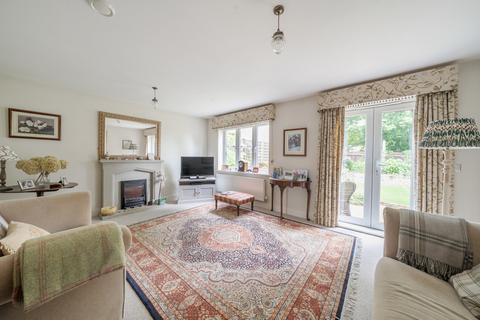 4 bedroom detached house for sale, Knights Way, Alton, Hampshire, GU34
