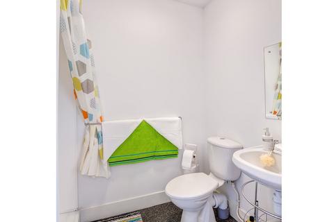 1 bedroom flat for sale, St Andrews Street, St Andrews Court, Merchant City, Glasgow G1
