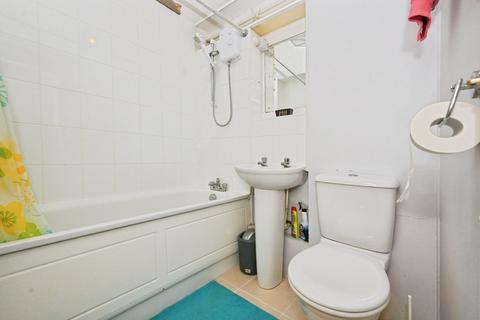 1 bedroom apartment for sale, High Street, Borehamwood WD6