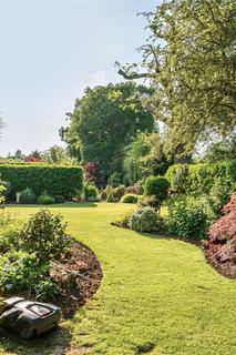 4 bedroom detached house for sale, The Ridings, East Horsley