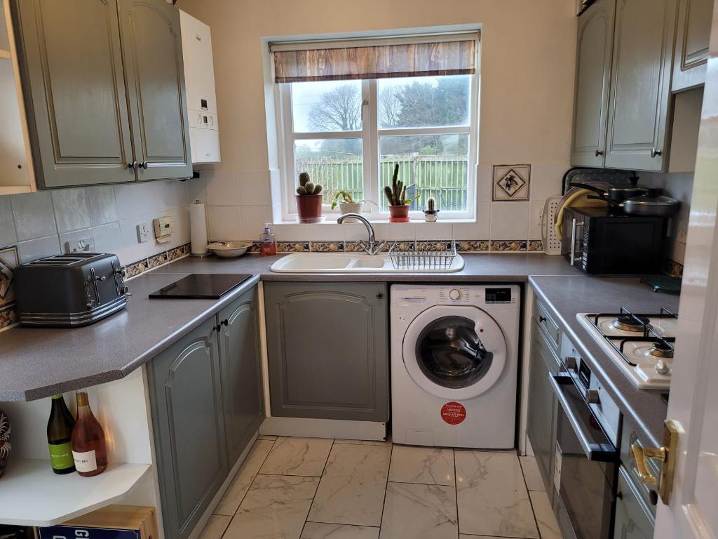 Kitchen 1