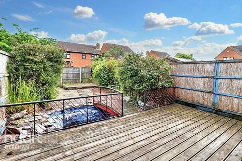 undefined, Farrow Close, Mattishall