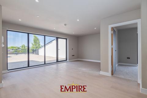 3 bedroom apartment to rent, City Green, 2094 Coventry Road B26 3YY