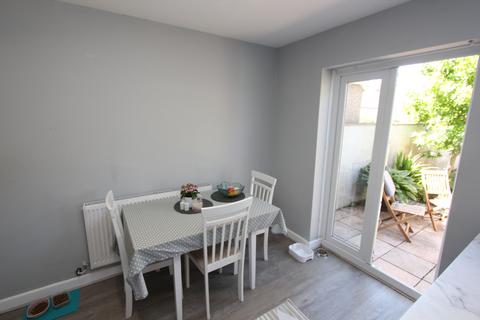Tramore Fairfield Close, Llantwit Major, CF61 2XL
