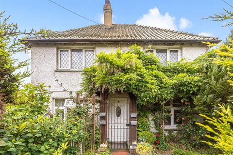 Dale Avenue, Patcham, Brighton