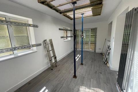 2 bedroom semi-detached house for sale, Vernon Way, Guildford, Surrey, GU2
