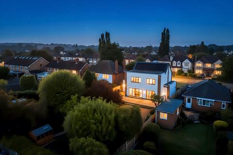 4 bedroom detached house for sale, Longford Road, Cannock WS11