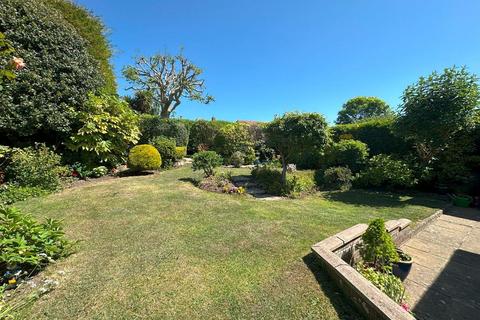 2 bedroom detached house for sale, Wicklands Avenue, Saltdean, BN2 8EQ