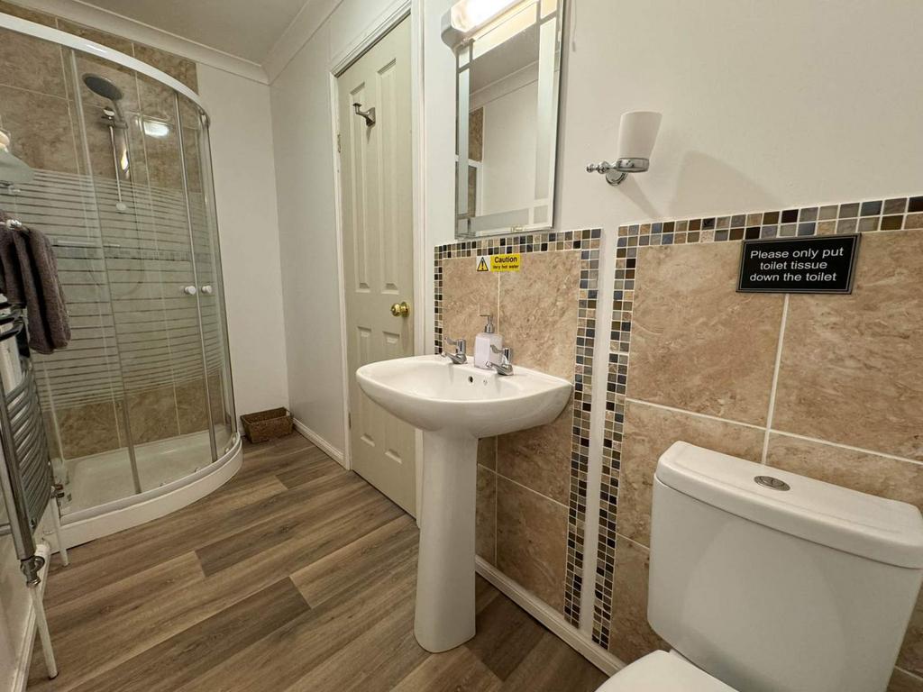 En-suite shower room