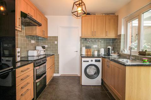 1 bedroom maisonette for sale, Park Road,  Farnborough , GU14