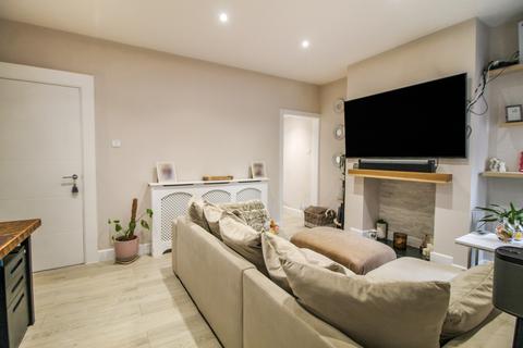 1 bedroom maisonette for sale, Park Road,  Farnborough , GU14