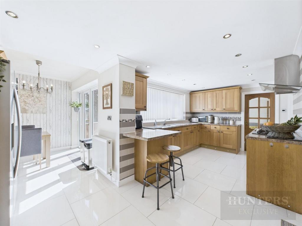 CAM05333 G0-PR0069-STILL023.jpg