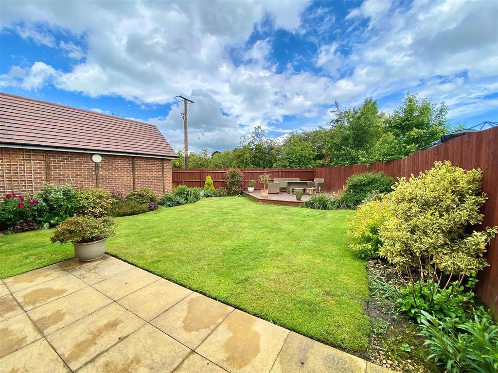 Garden 4.jpg