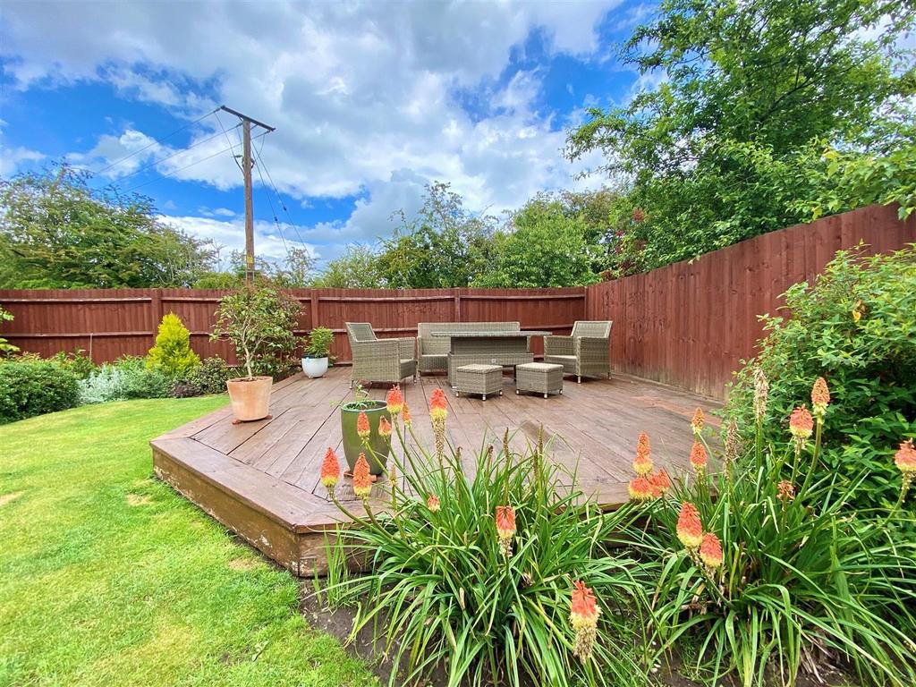 Garden 2.jpg