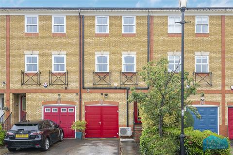 4 bedroom terraced house for sale, Macleod Road, London, N21